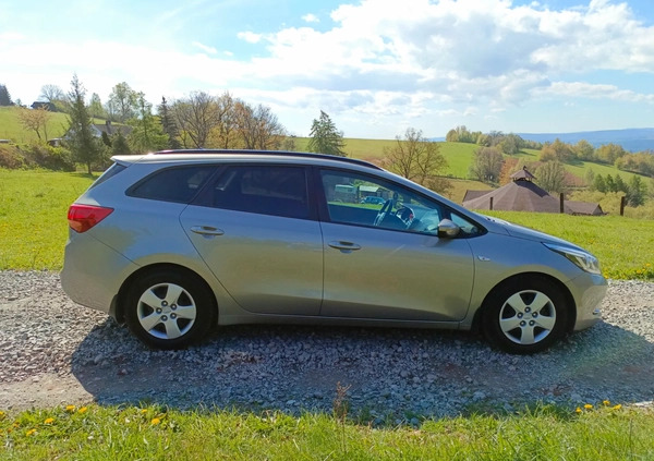 Kia Ceed cena 23900 przebieg: 239900, rok produkcji 2013 z Dolsk małe 121